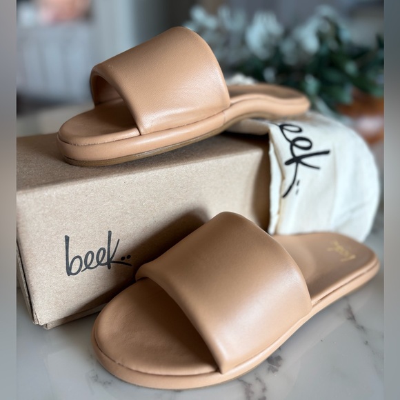 beek Shoes - beek Tan Padded Slide Sandals